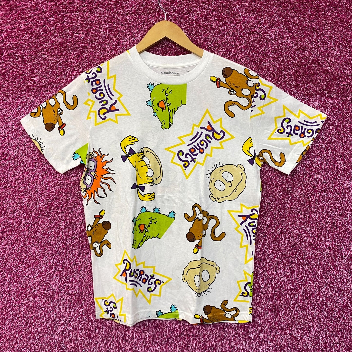 Rugrats Characters All Over Nickelodeon Tshirt size medium