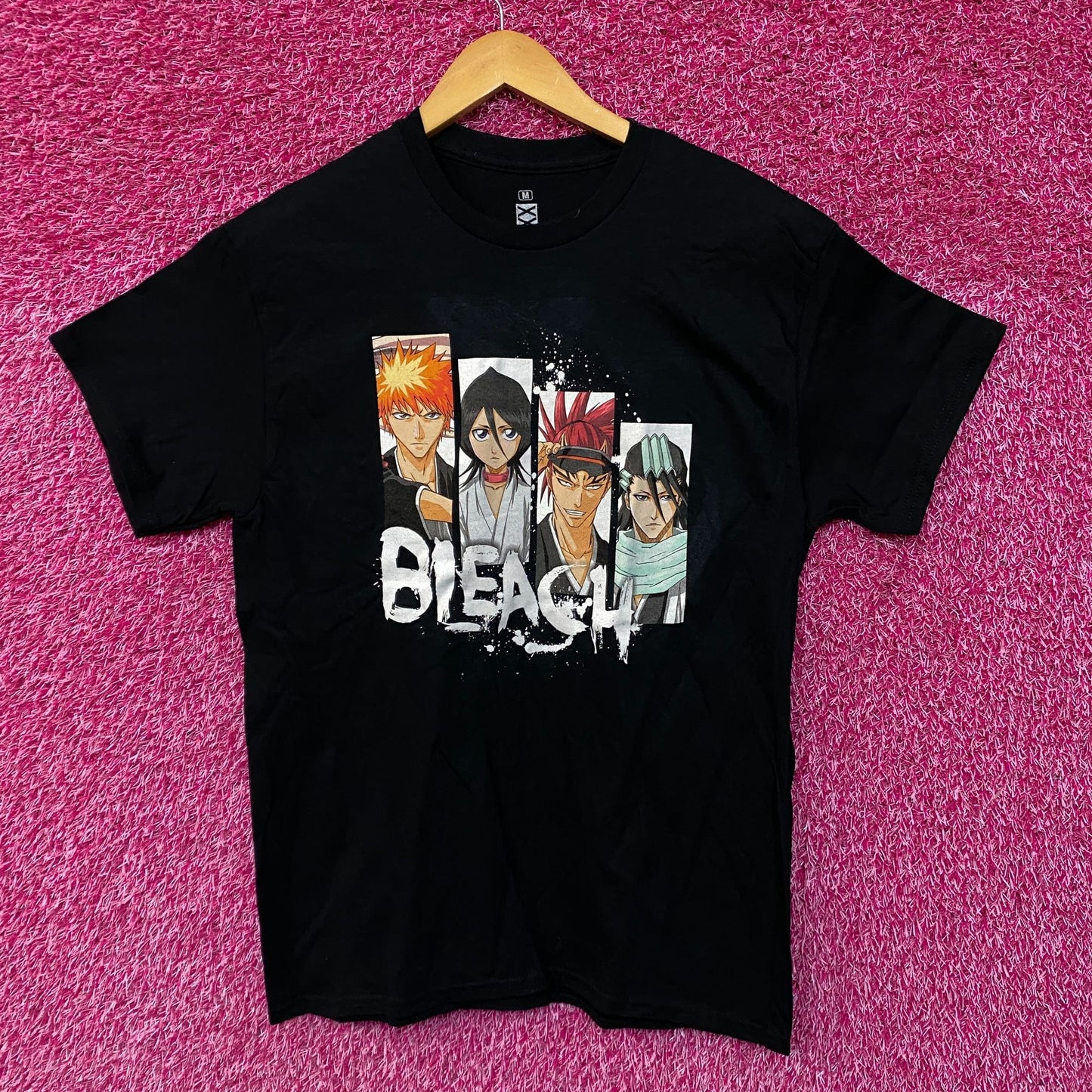 Bleach Character Manga Panel Tshirt size medium