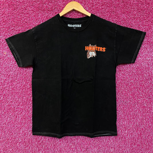 Hooters Clearwater Promotional Graphic T-Shirt Medium