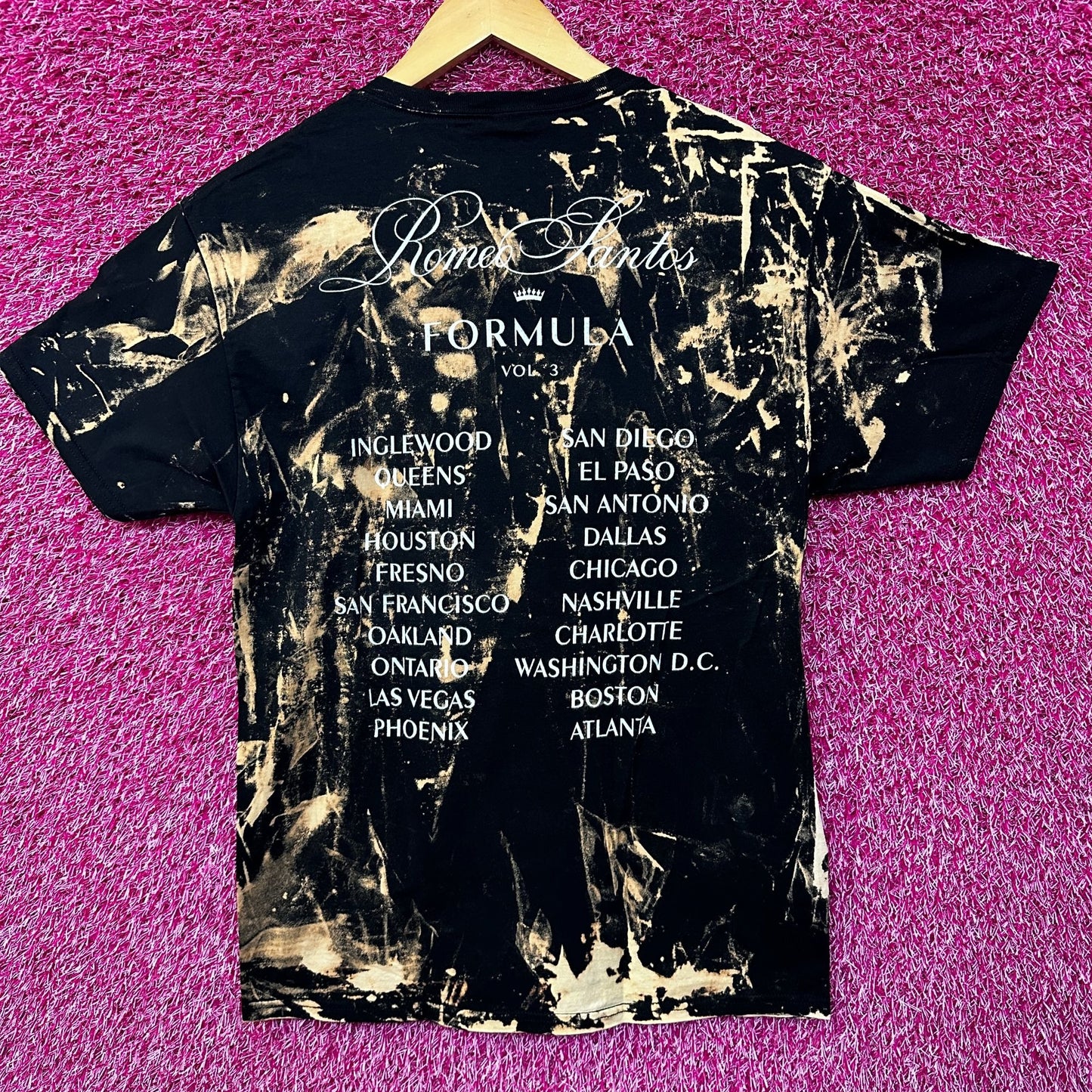 Romeo Santos Formula Tour Beach Dye Tshirt size Medium