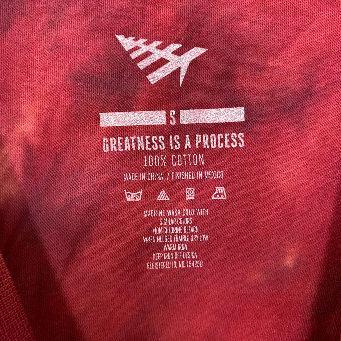 Paper Planes | Do or Dye Dream Out Loud Chromatic T-Shirt Small