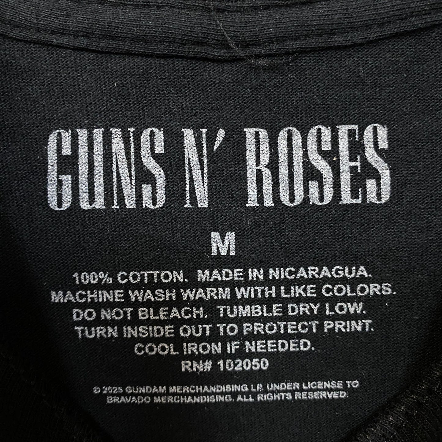 Guns N' Roses Use Your Illusion Hard Rock T-shirt Medium