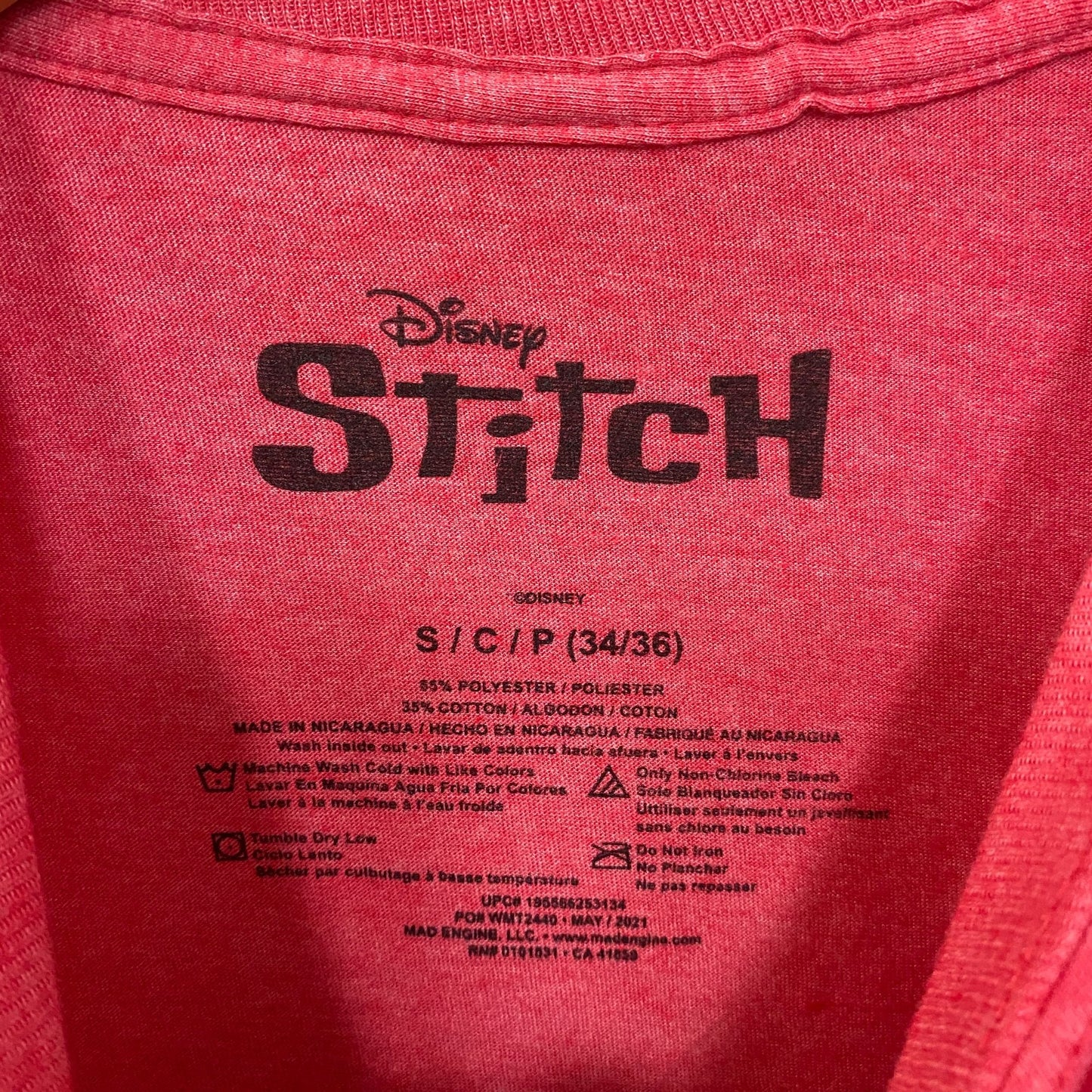 Disney Lilo & Stitch Hangry Stitch Animated Movie Red T-Shirt Small
