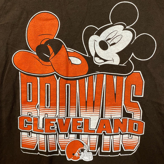 Junk Food x NFL Disney Mickey Mouse Kick Back Browns Cleveland Brown Shirt XS