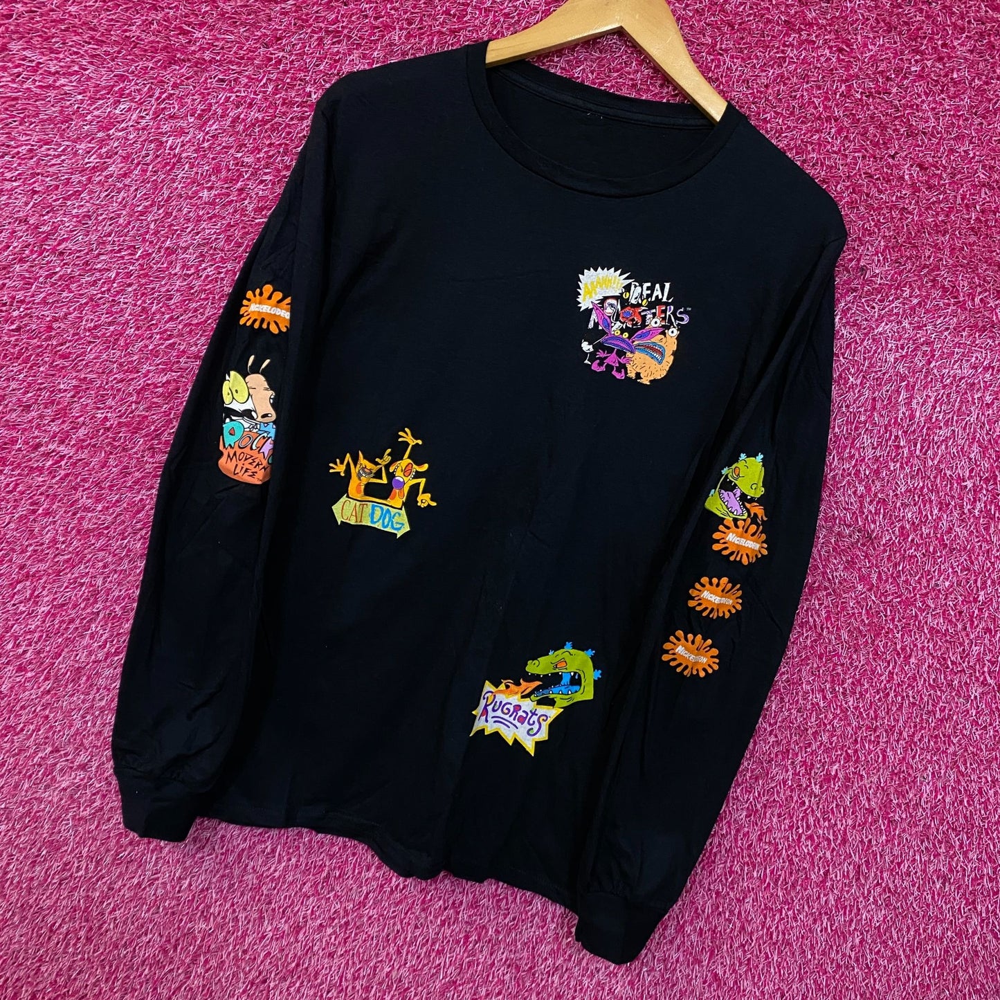 The Best of Nickelodeon L/S shirt size medium