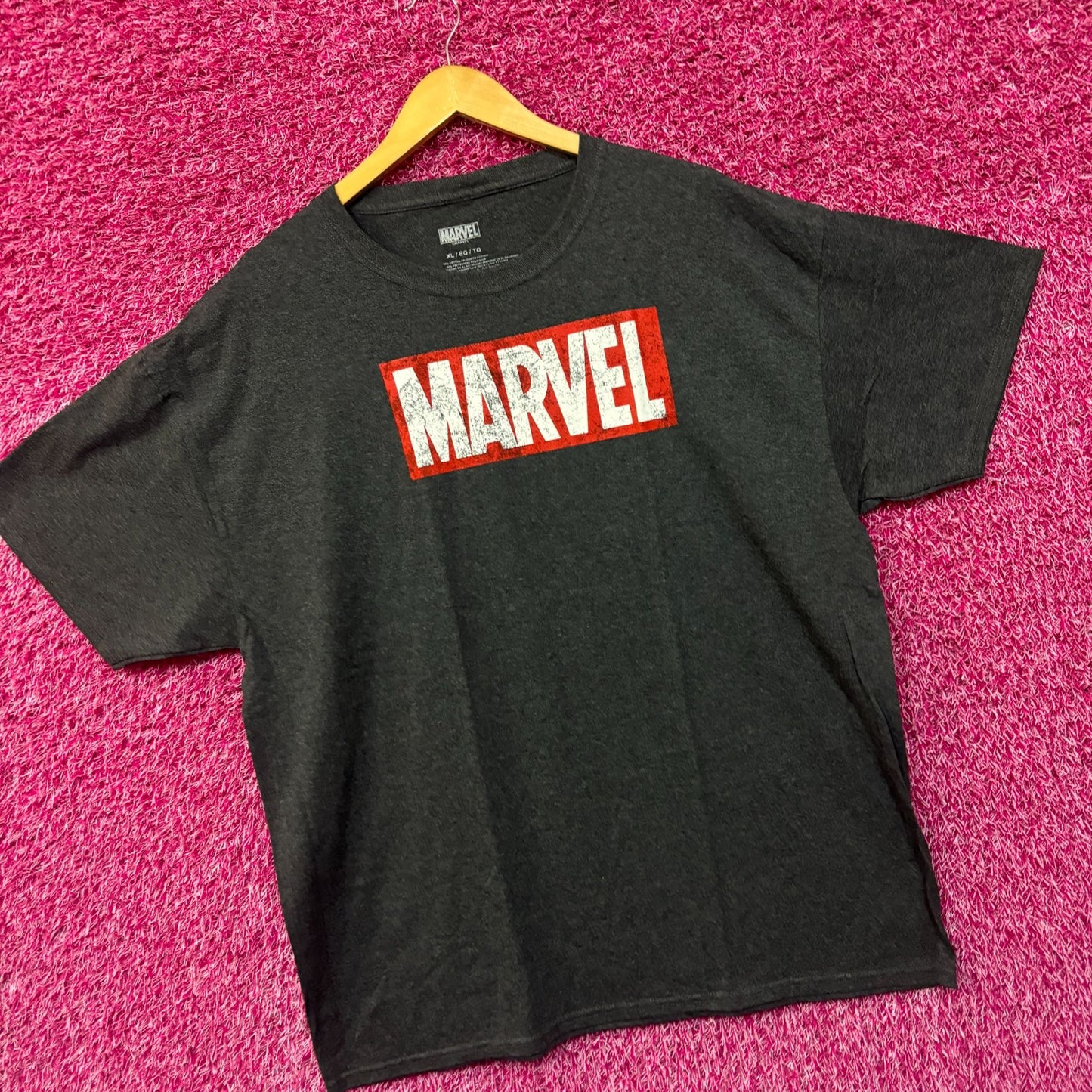 Marvel Logo Comic Book Tshirt size XL