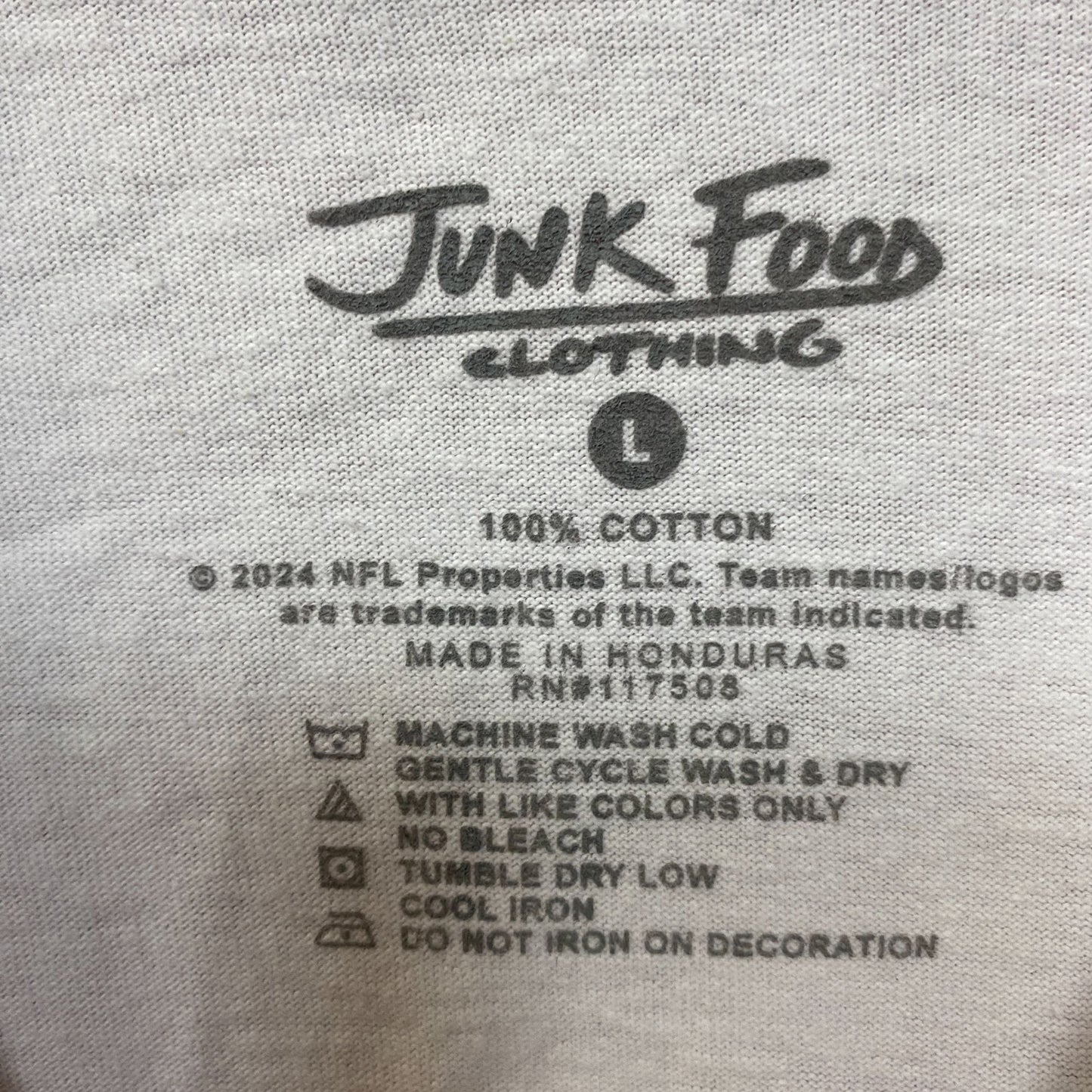 Junk Food Clothing NFL Detroit Lions Throwback Helmet Logo T-Shirt Large
