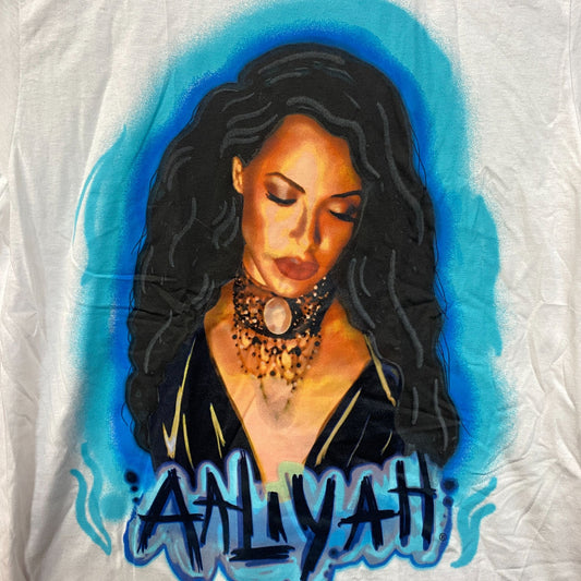 Aaliyah Queen of RnB Airbrush Music Tshirt Size Large