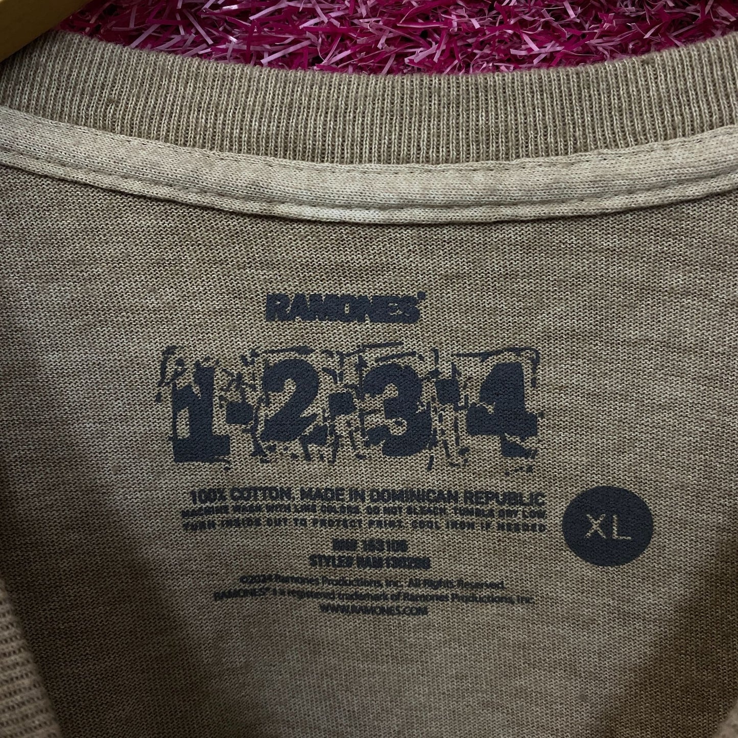 Ramones Belgique Concert Art Graphic T-shirt XL