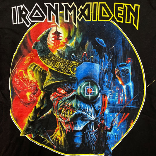 Iron Maiden The Future Past Tour '23 Circle Art T-Shirt Medium