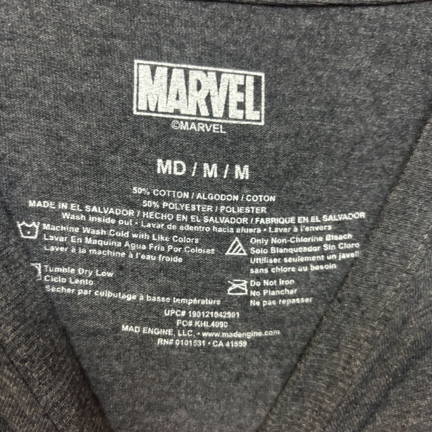Marvel logo Tshirt size medium