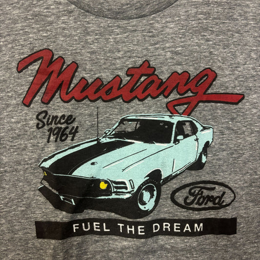 Ford Mustang Classic Car T-shirt size medium