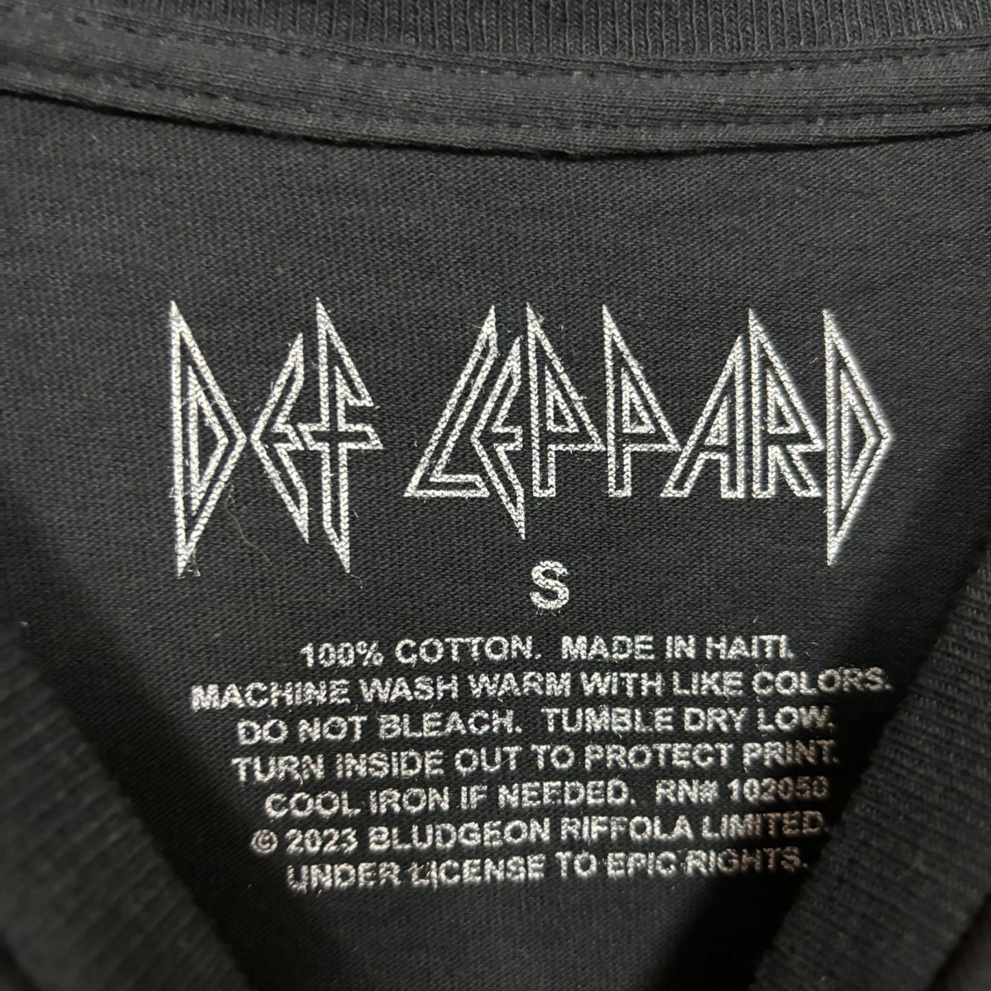 The Def Leppard The World Tour 2023 Cyber Beast Heavy Metal Tee S