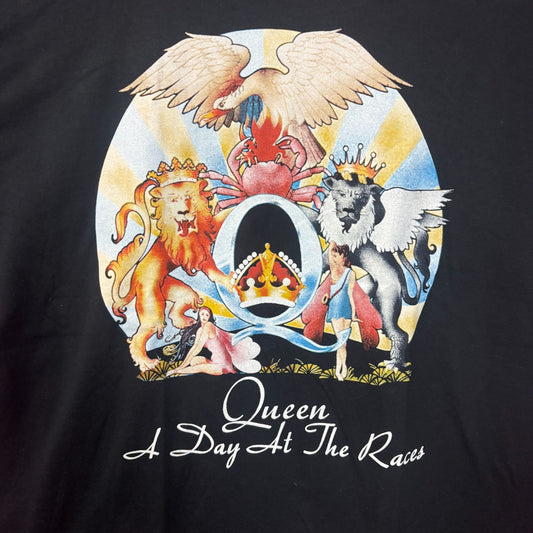 Queen A Day at the Races Album Cover Art Pop Rock Tee large
