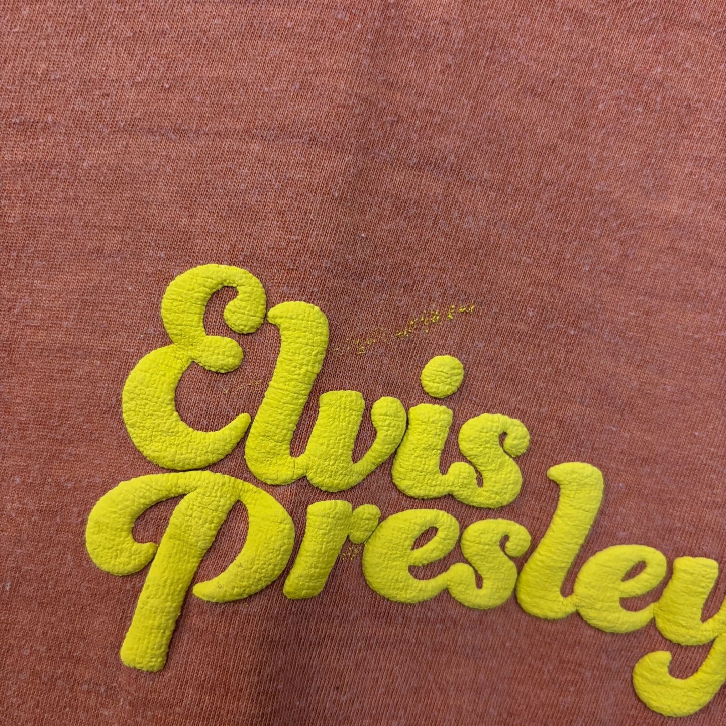 Elvis Presley Puffy Print Rock Tshirt size Medium
