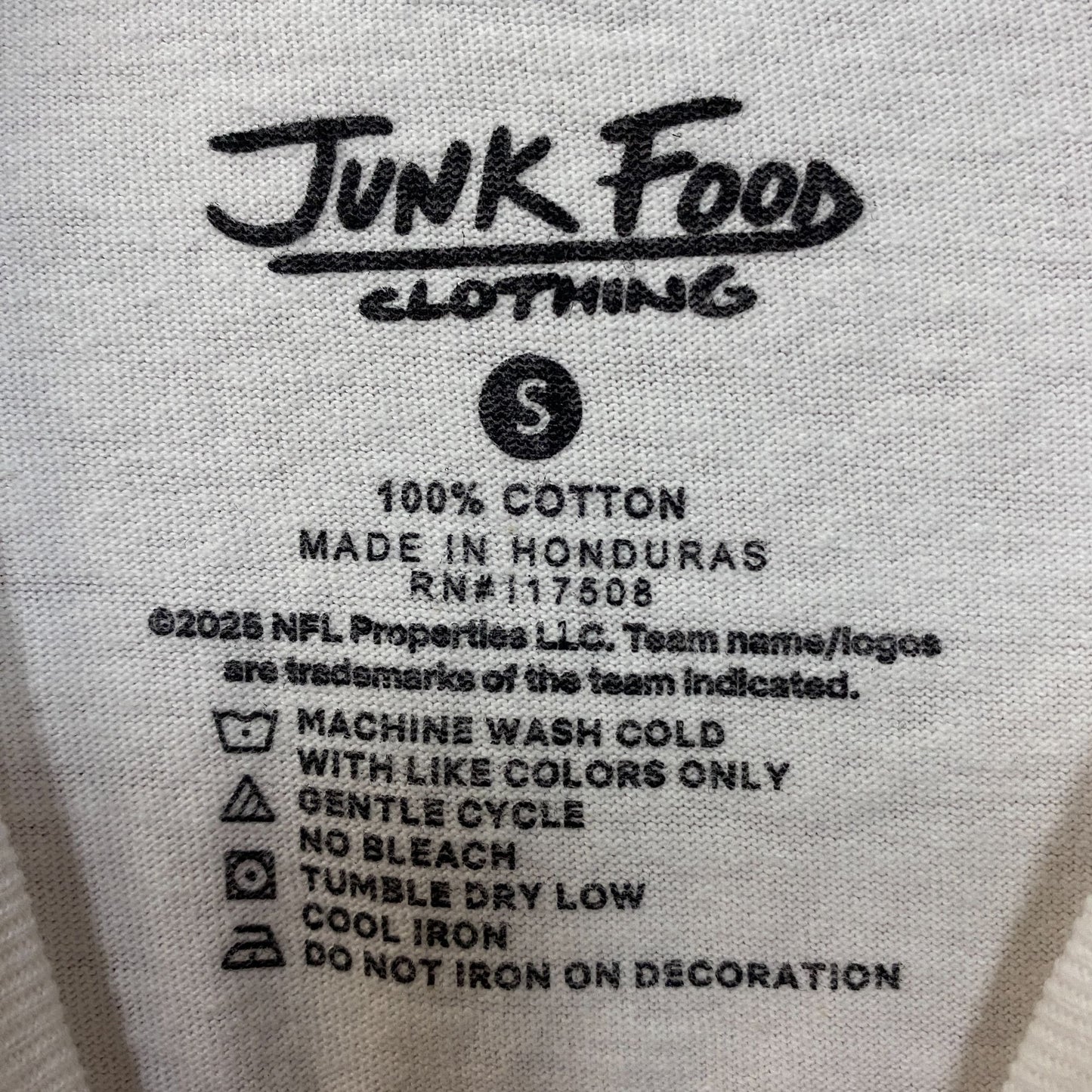 Junk Food Clothing NFL Detroit Lions Rushing Flea Market T-Shirt Small