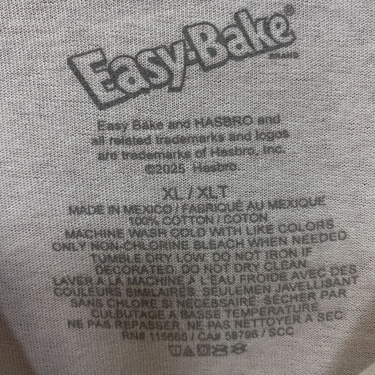 Easy-Bake Oven & Snack Center Box Retro Graphic T-Shirt XL