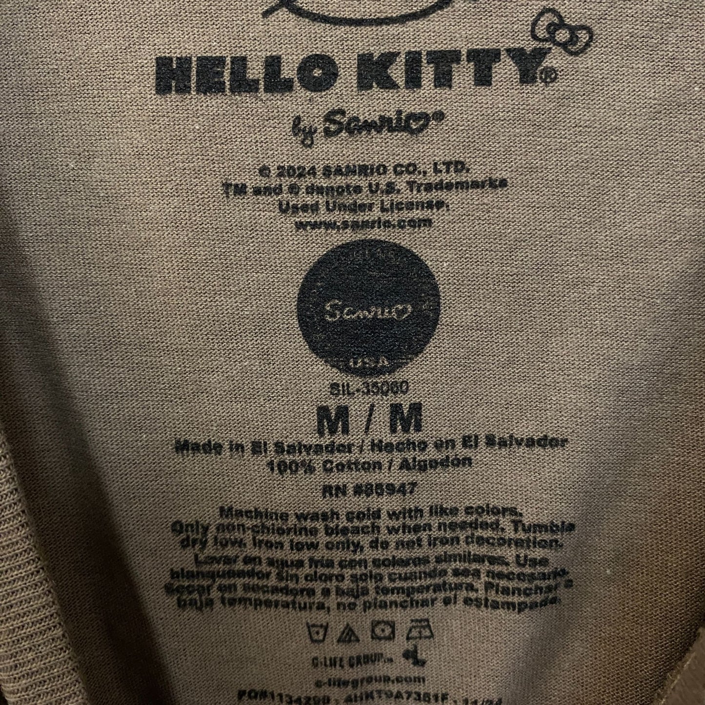 Sanrio Hello Kitty "Greetings From New York City" Graphic T-Shirt Medium