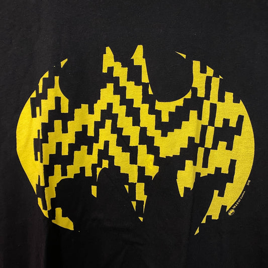 Batman Glitch Bat Signal Logo DC Hero Tshirt size medium