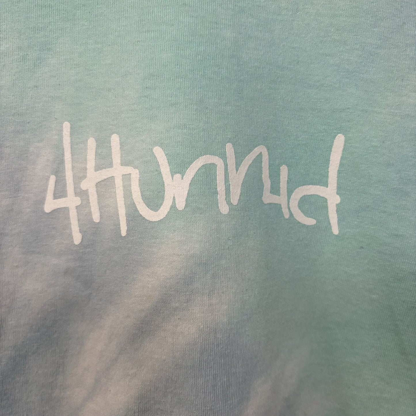 YG 4hunnid Big Logo blue tiedye Tee size small