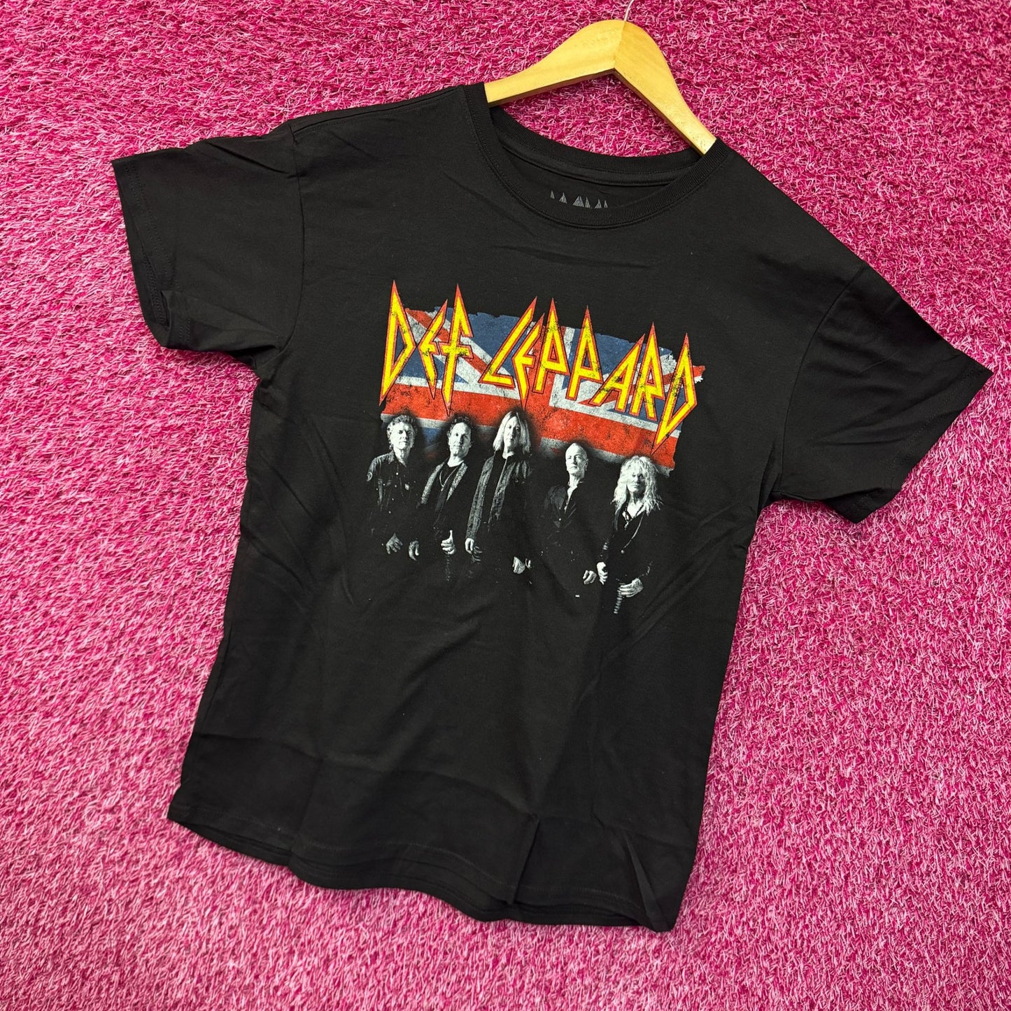 Def Leppard Hall of Fame British Flag Heavy Metal Band Tee M