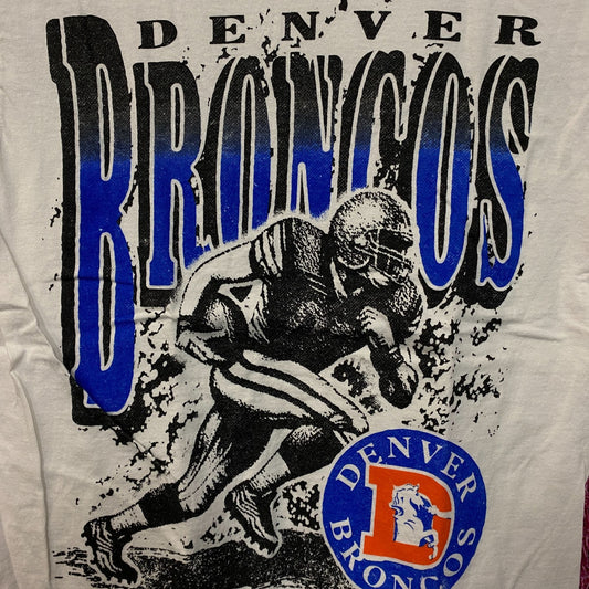 Junk Food Clothing NFL Denver Broncos Rushing Flea Market T-Shirt XS