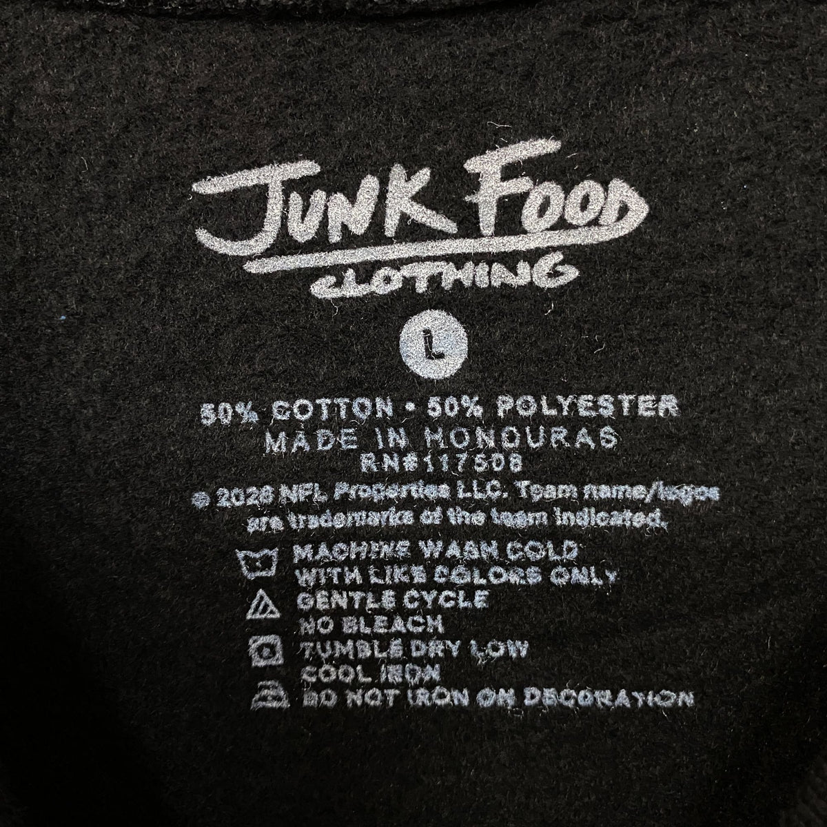 Junk Food Clothing NFL Los Angeles Chargers Helmet Logo Flea Market Crew Fleece Large