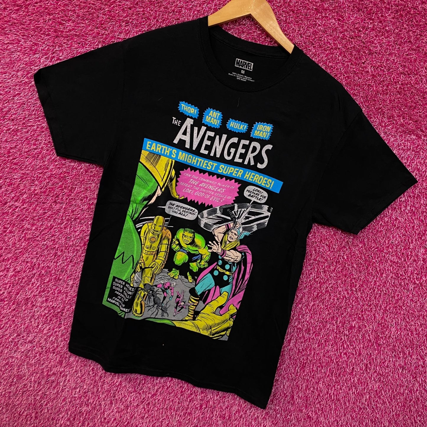 Avengers Earth's Mightiest Superheroes Tshirt size medium