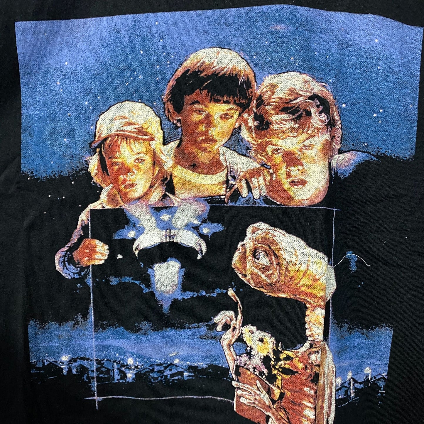 Junk Food E.T. Extra-Terrestrial Graphic Photograph T-Shirt Large