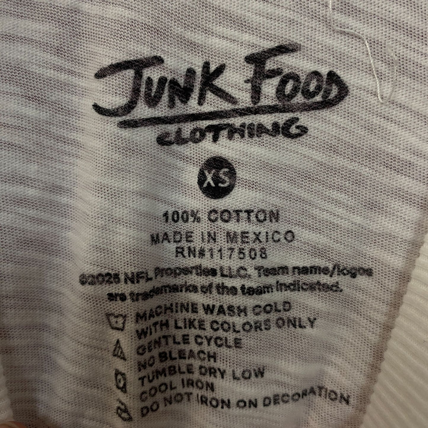 Junk Food Clothing NFL New England Patriots Game Time Women's Mock Neck Crop Tee XS