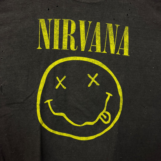 Nirvana Nevermind Smiley Distressed Grunge Rock Band Tee O/S
