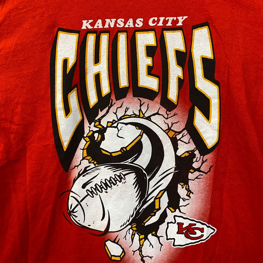 Junk Food NFL Kansas City Chiefs Break Through T-Shirt Large