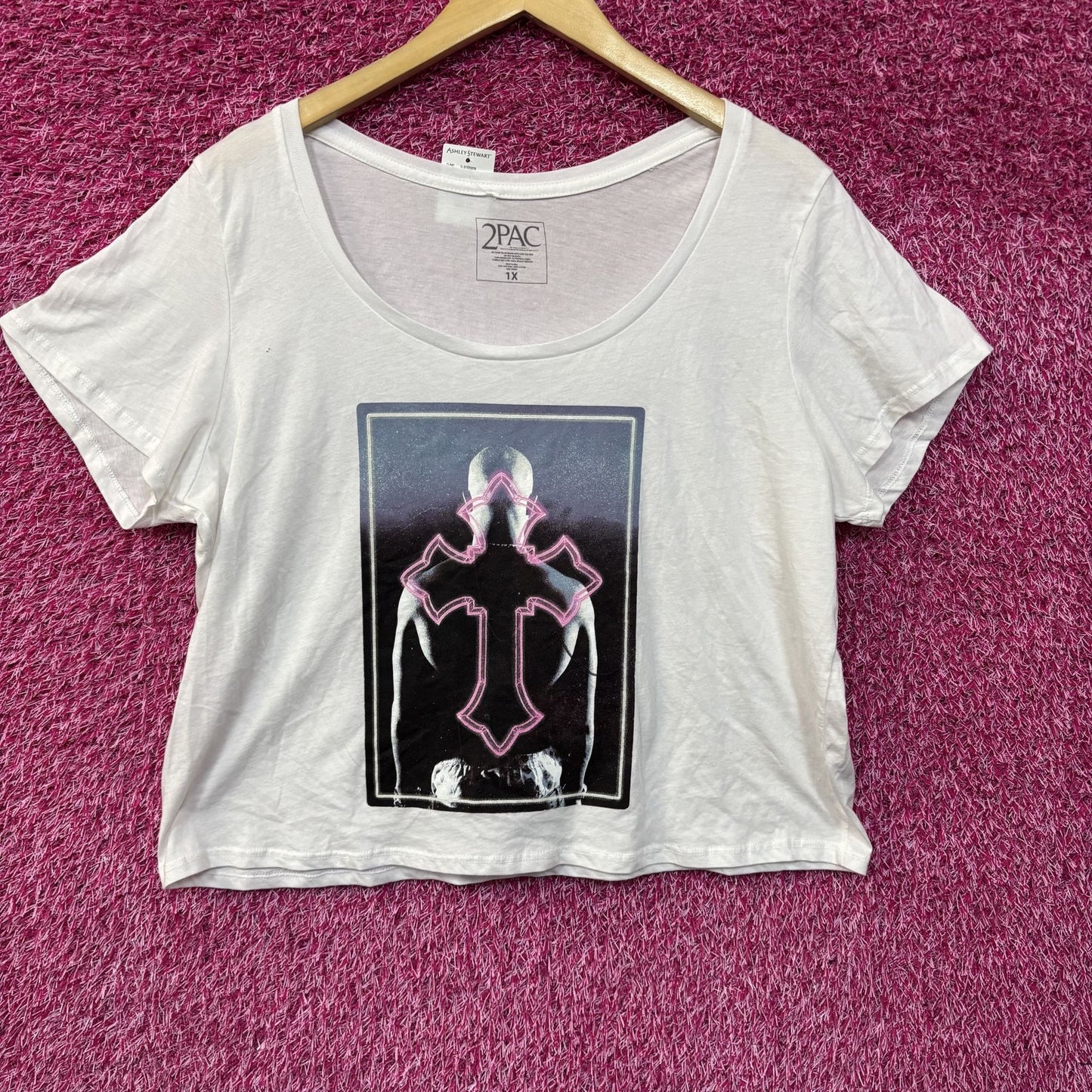 2pac Only god Can Judge Me Neon Pink Cross Rap Crop-top White XL