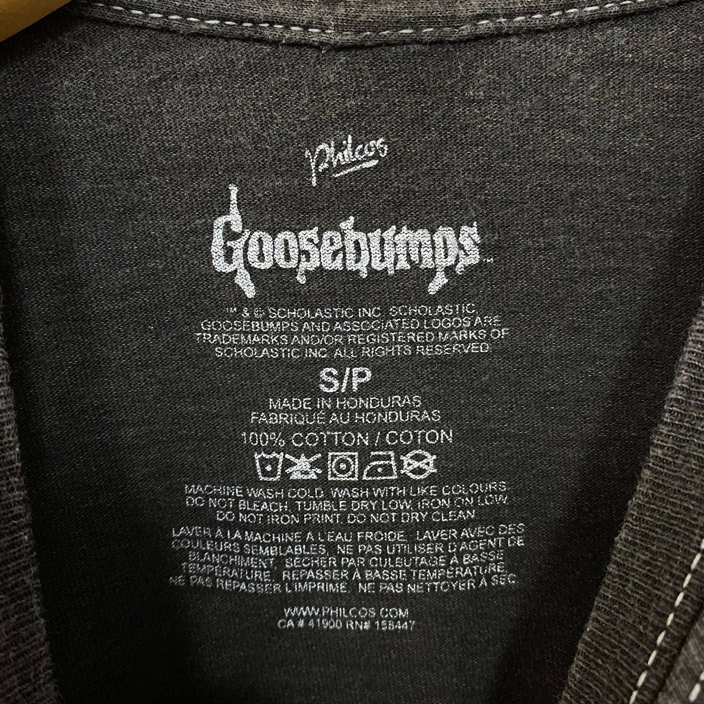 Goosebumps Welcome to Horrorland Graphic Design T-shirt Small