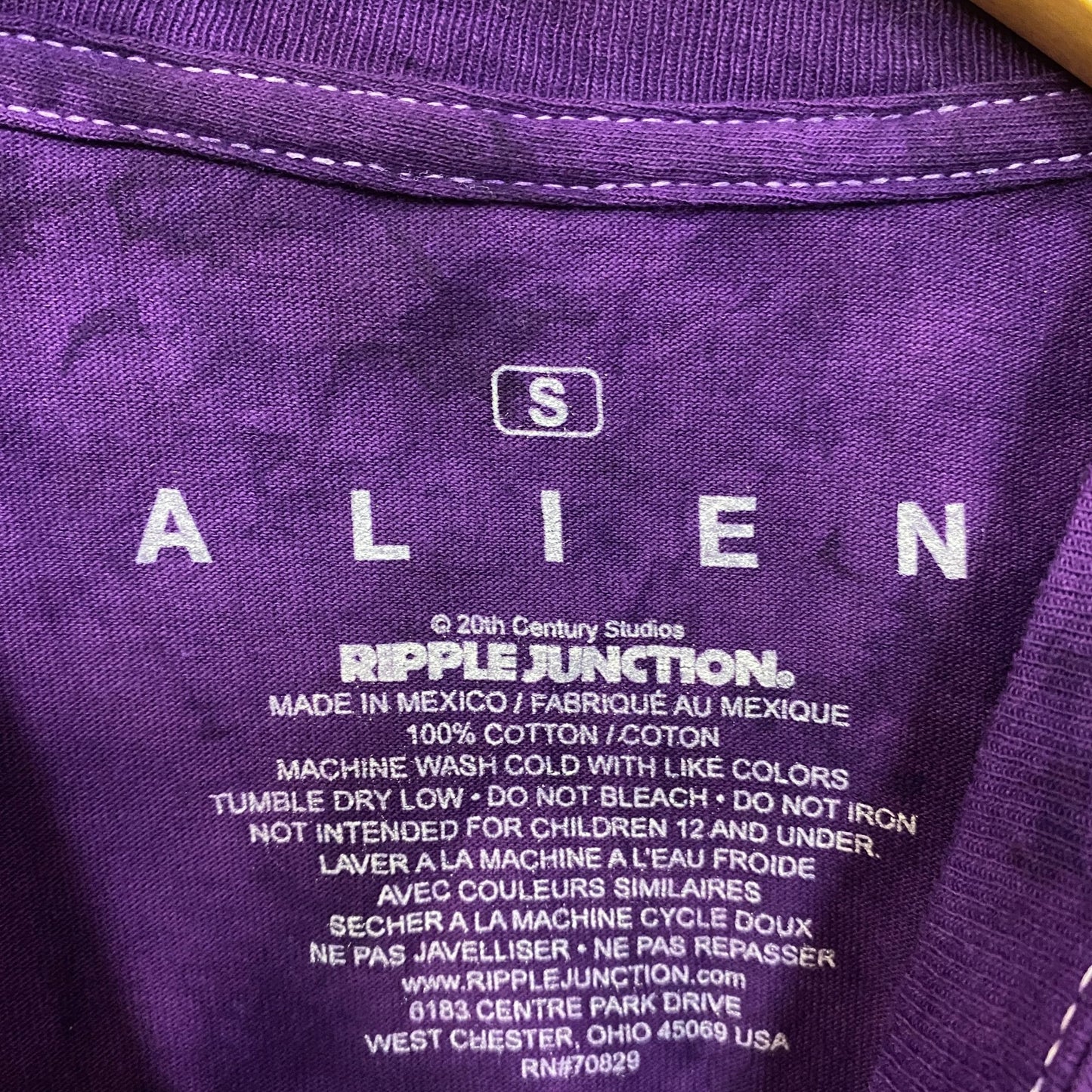 Alien Xenomorph Space No One Can Hear You Scream Tie Dye Small