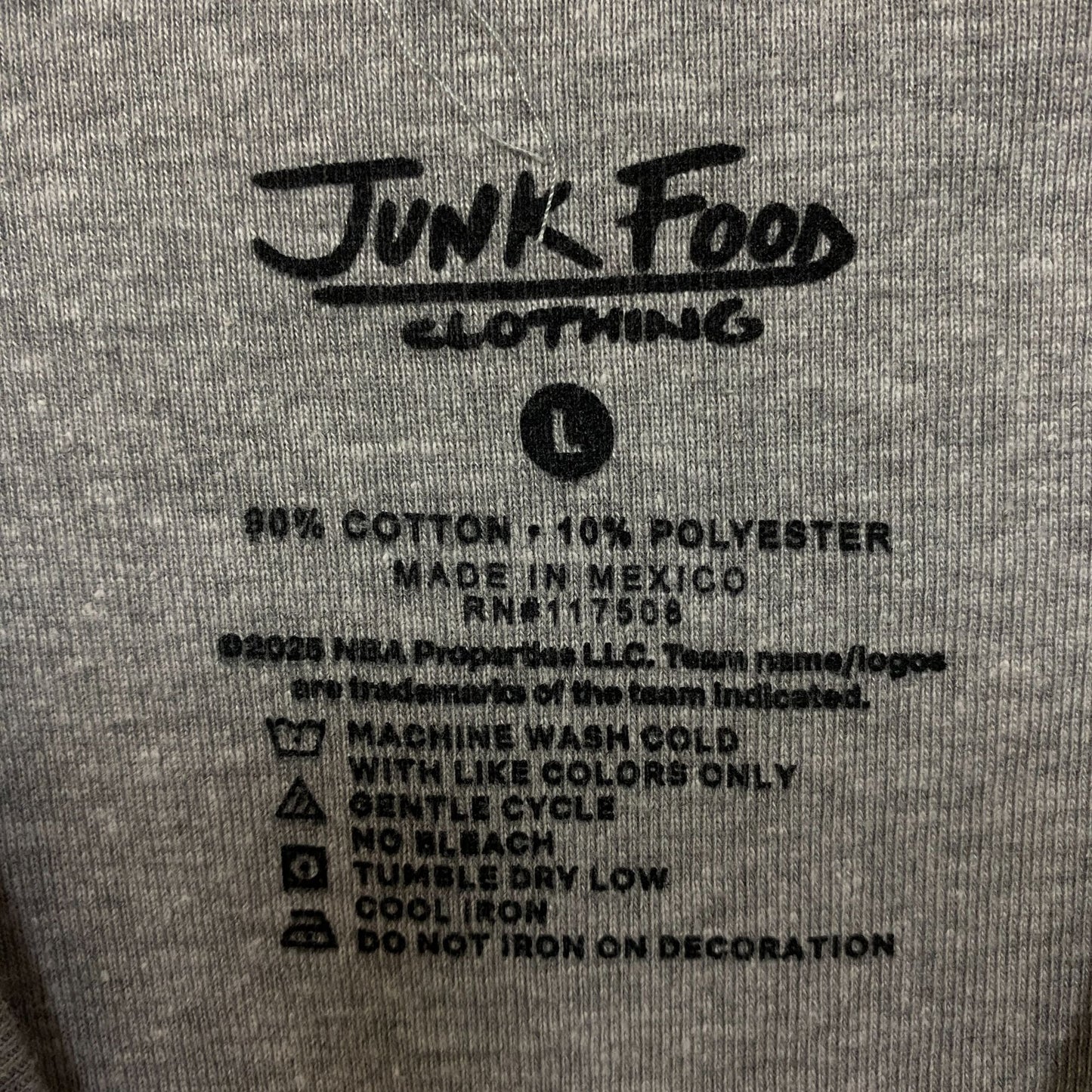 Junk Food Clothing Houston Rockets Graphic Women's Crop T-Shirt Large