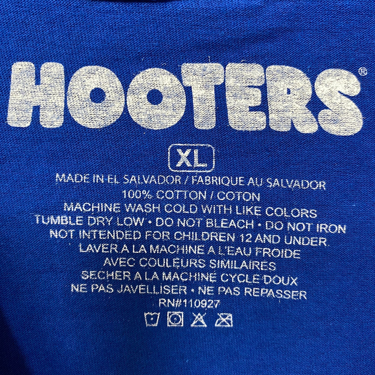 Hooters Delightfully Tacky Racing 83 Watch The Curves T-shirt XL
