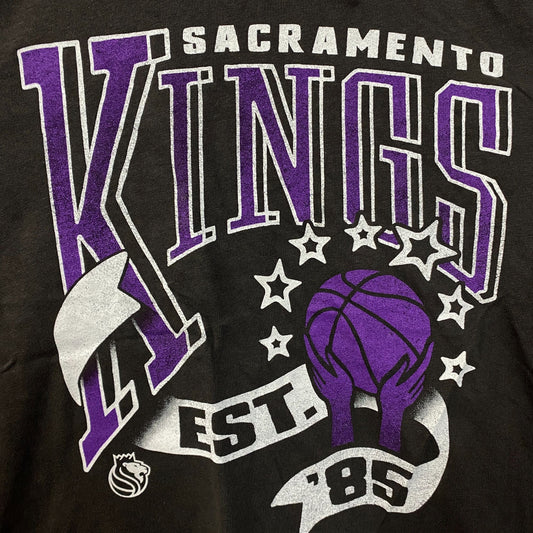 Junk Food NBA Sacramento Kings Women's Graphic T-Shirt Medium