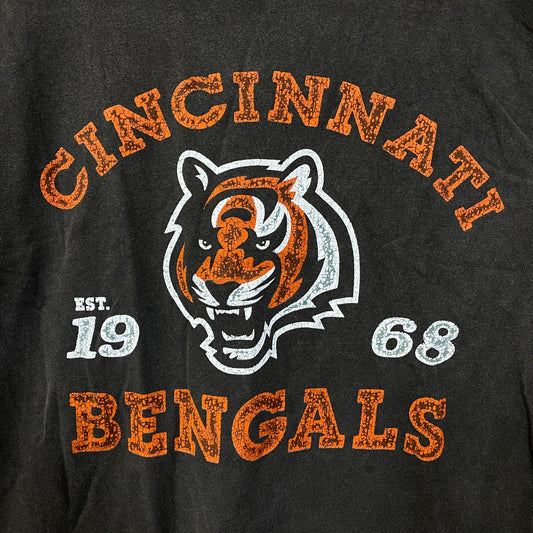 Junk Food Clothing Cincinnati Bengals Graphic T-Shirt Medium