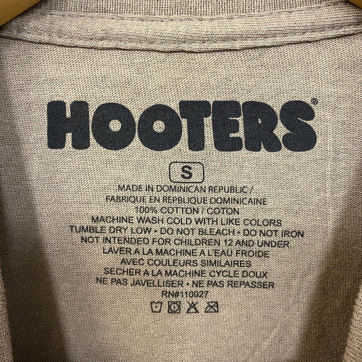 Hooters Daytona Beach Motorcycle Club T-Shirt Small