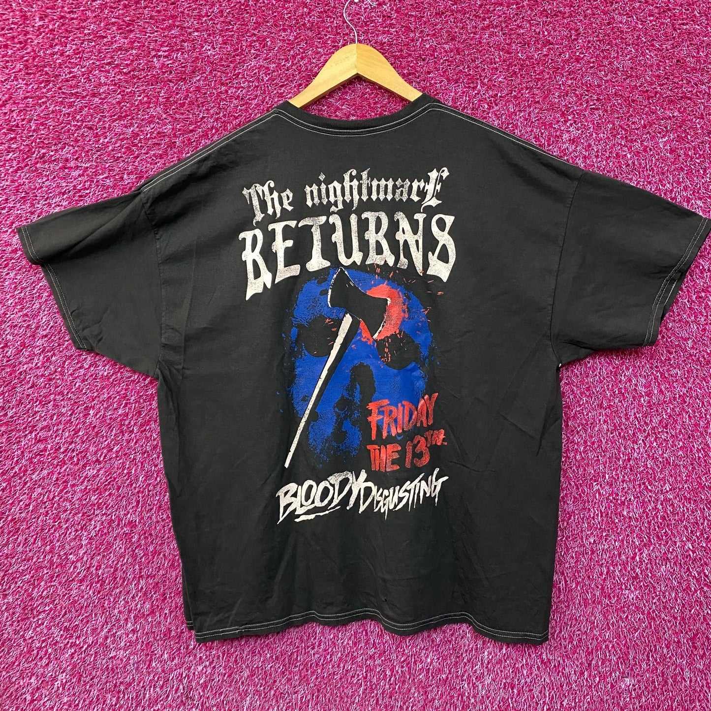 Friday The 13th Jason Voorhees Hockey Mask T-Shirt XL