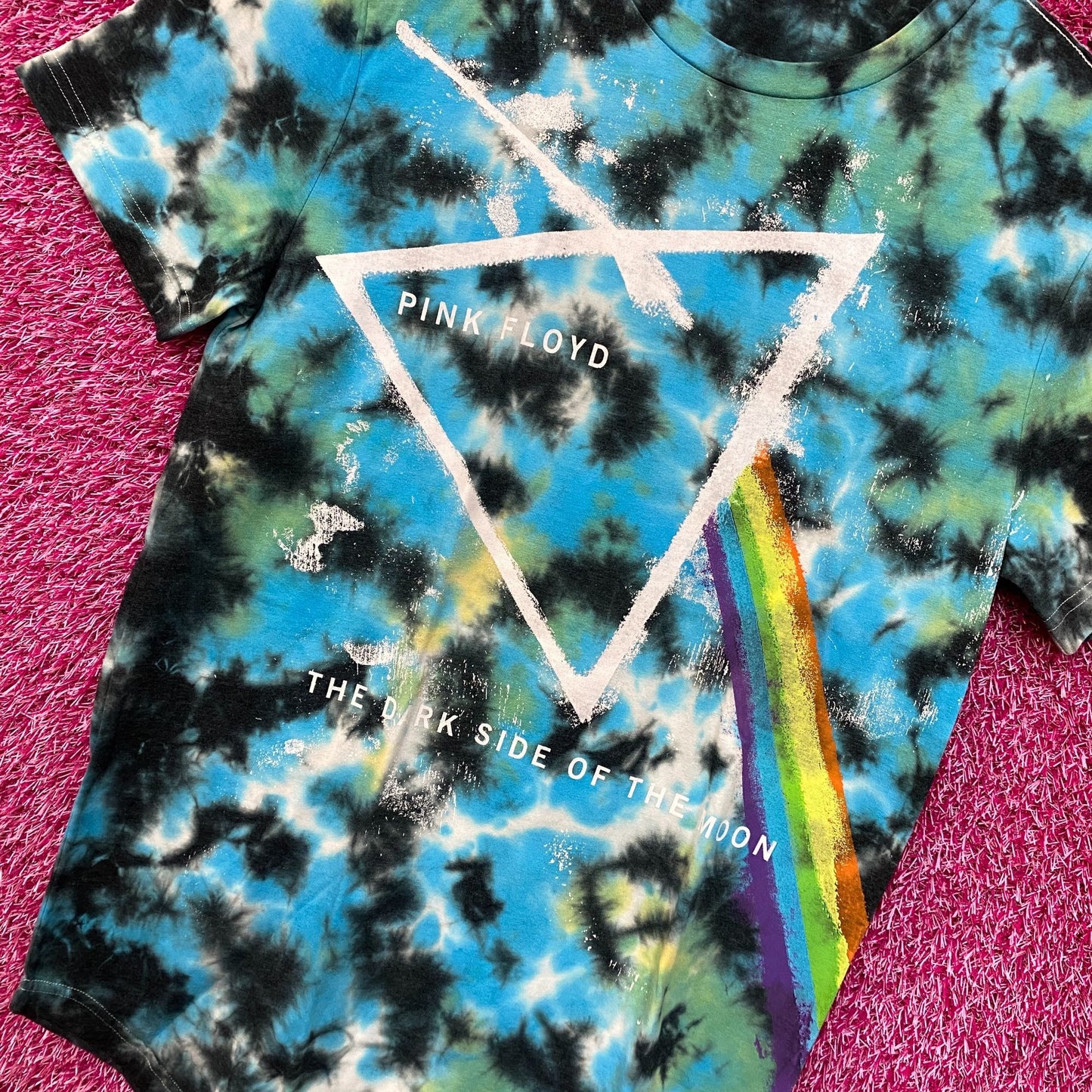 Pink Floyd Dark Side of the Moon Womens Tie dye Tee size M