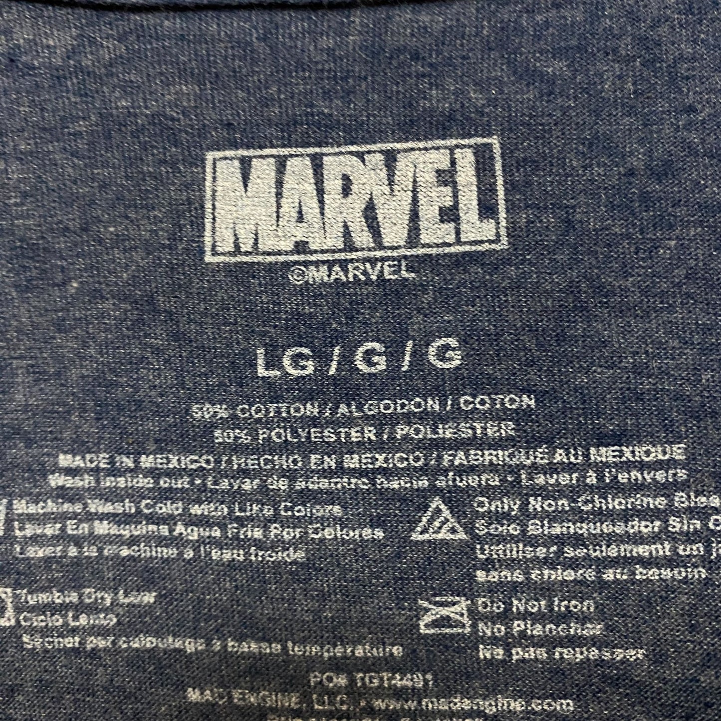 Captain American Shield Marvel Cinematic Universe Tee L