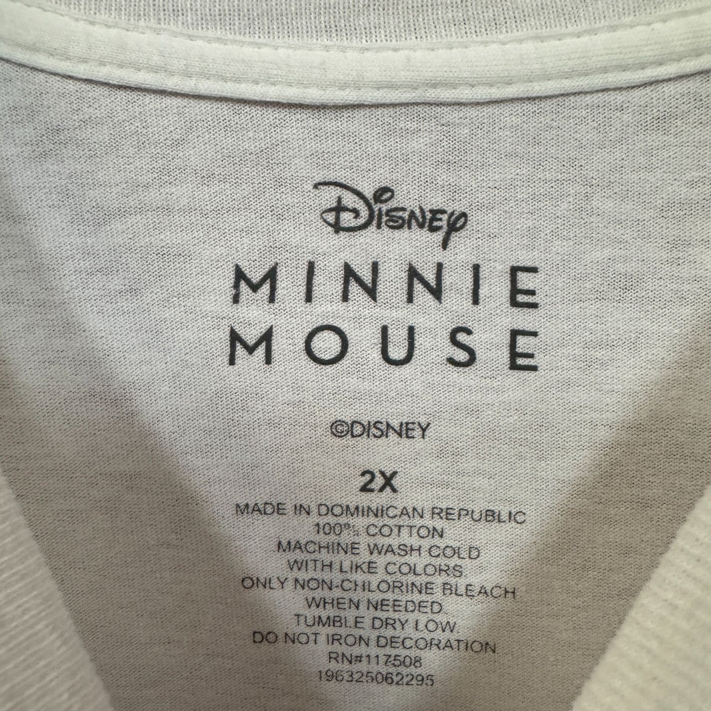 Minnie Mouse The Future is Female T-shirt size 2XL