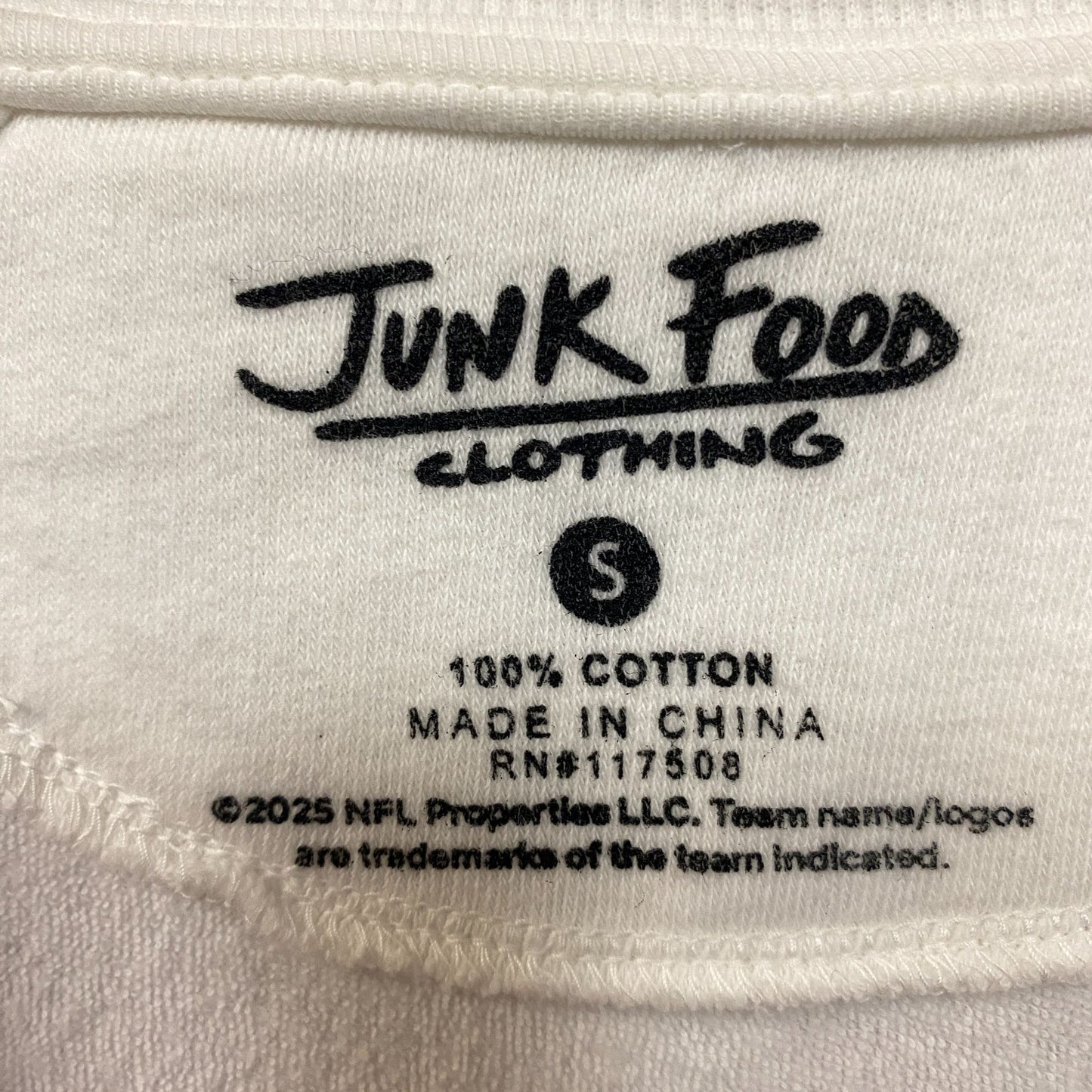 Junk Food Clothing Philadelphia Eagles Logo Crop Crewneck Sweatshirt Small