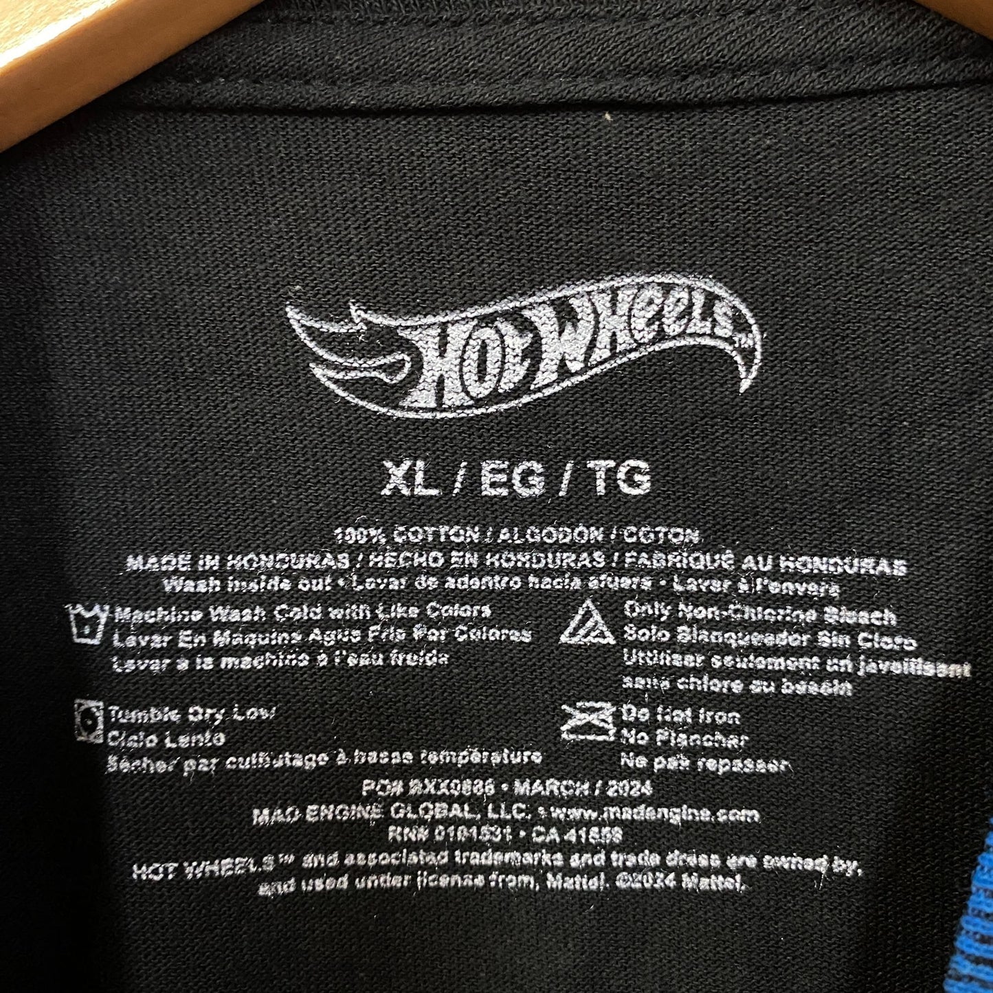 Hot Wheels Full Throttle Race Team Graphic Kids T-Shirt XL