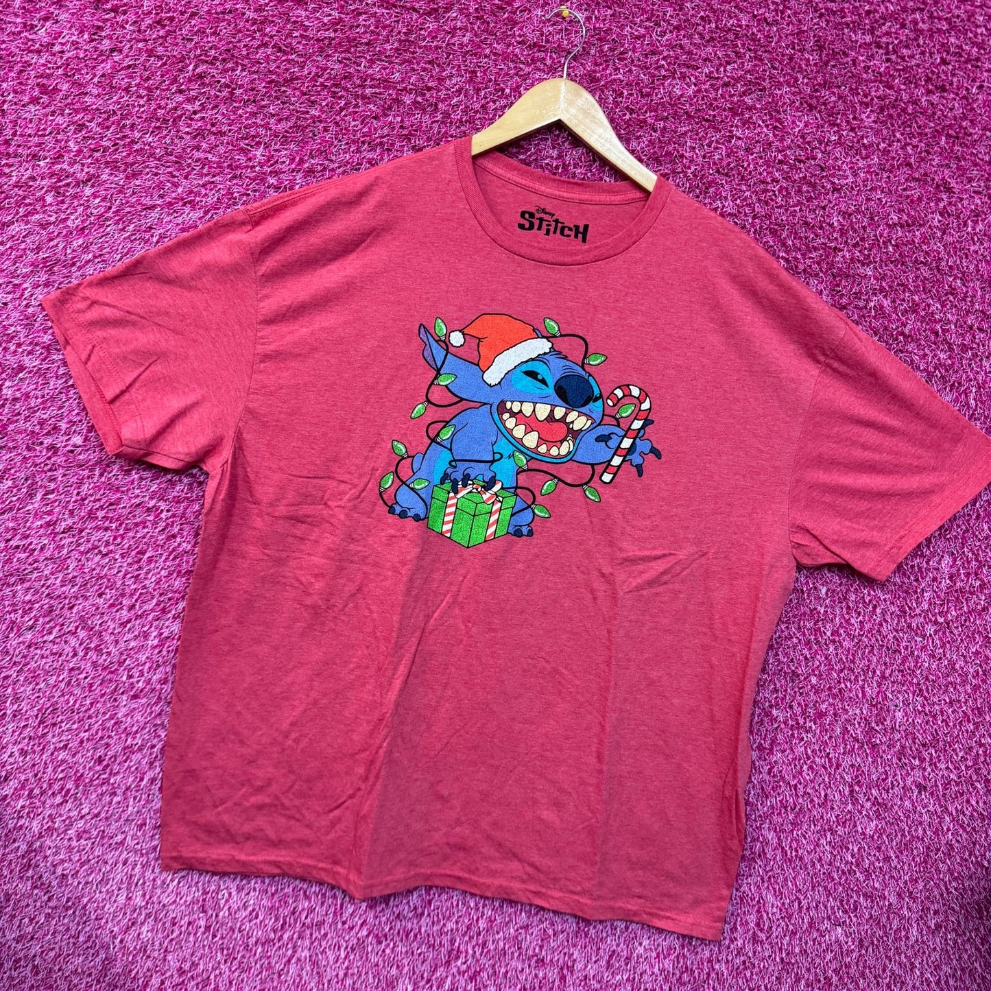 Lilo and Stitch Christmas T-shirt size 3xl.