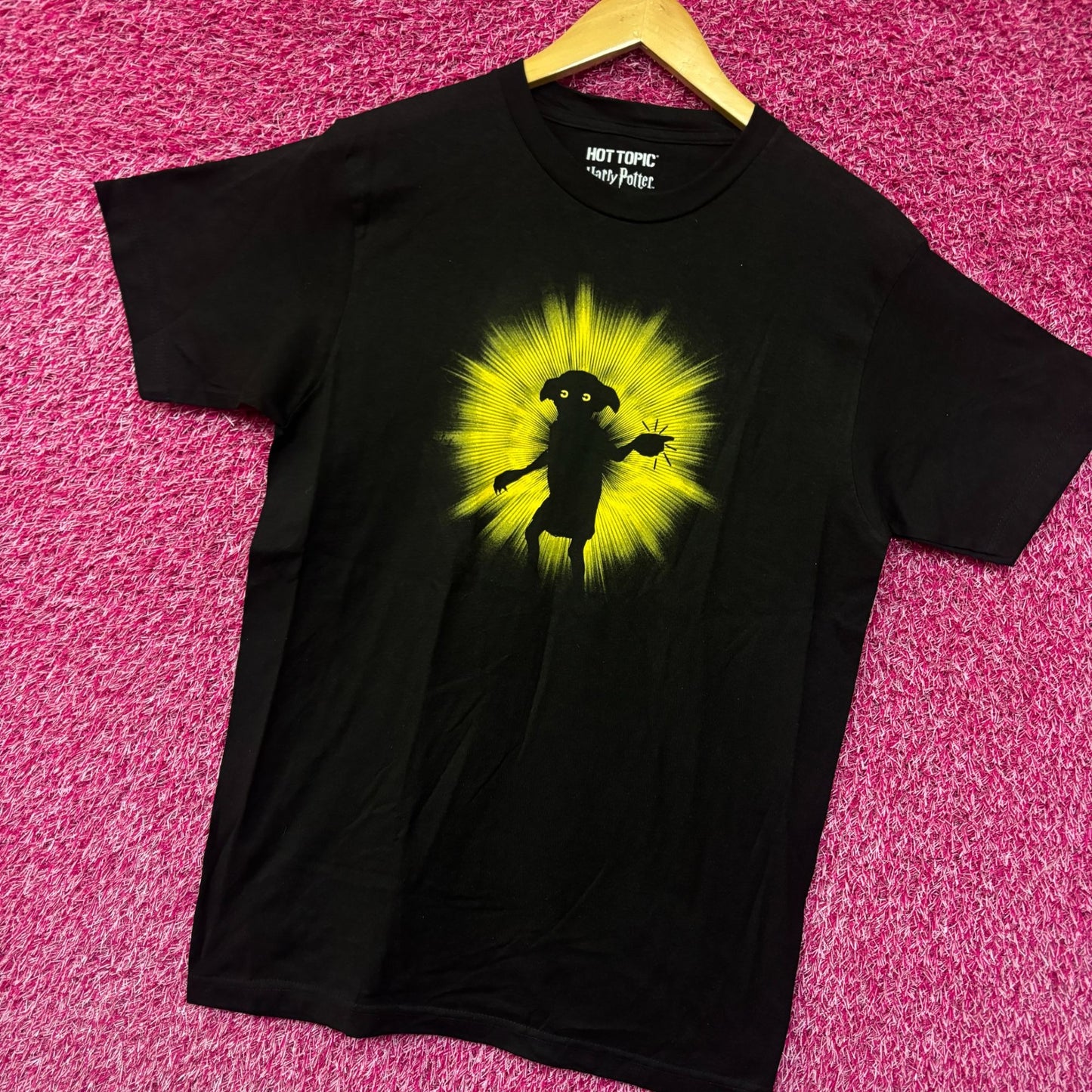 Harry Potter Dobbi the House Elf tshirt size medium
