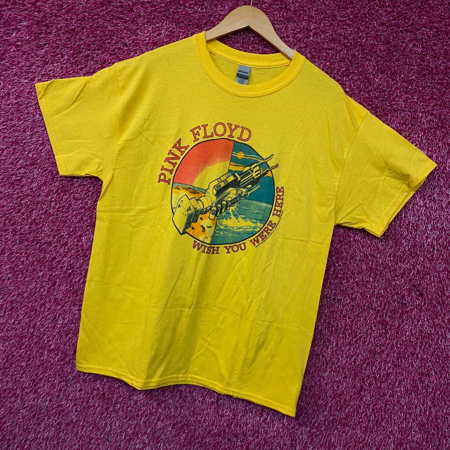 Junk Food Pink Floyd "Wish You Were Here" Graphic T-Shirt Large