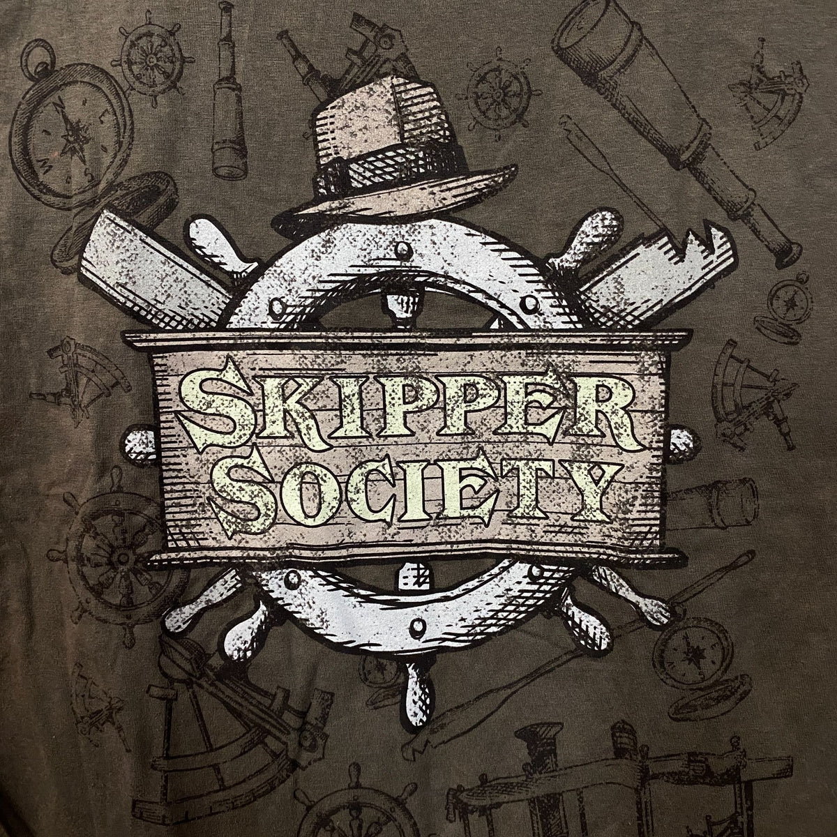 Disney Cruise Line "Skipper Society" Graphic T-Shirt Medium